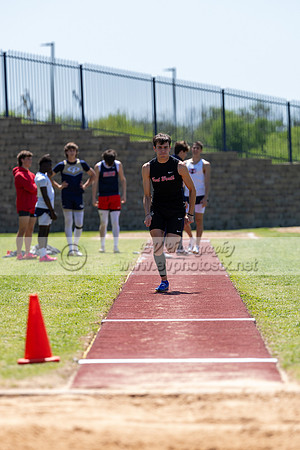TrackDist079