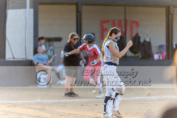 softballsenior0330