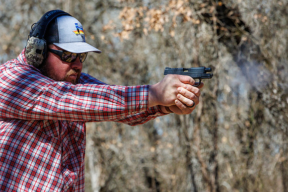 0V8A1911