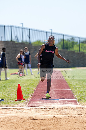 TrackDist037